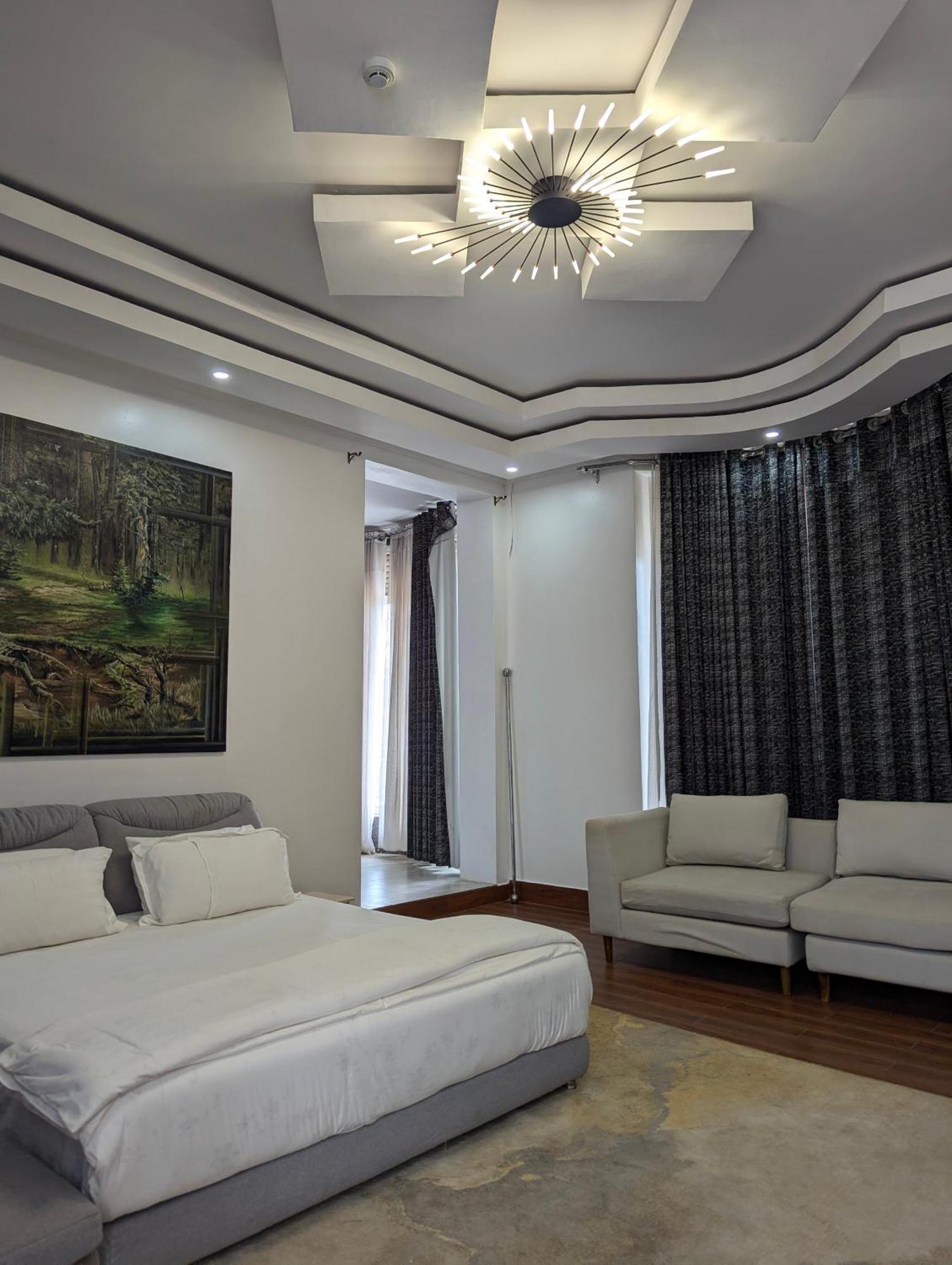 Be Inn Hotel Кігалі Екстер'єр фото